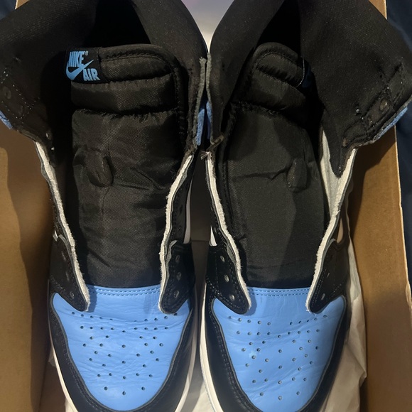 Jordan 1 UNC Toe size 9.5 - Picture 2 of 6